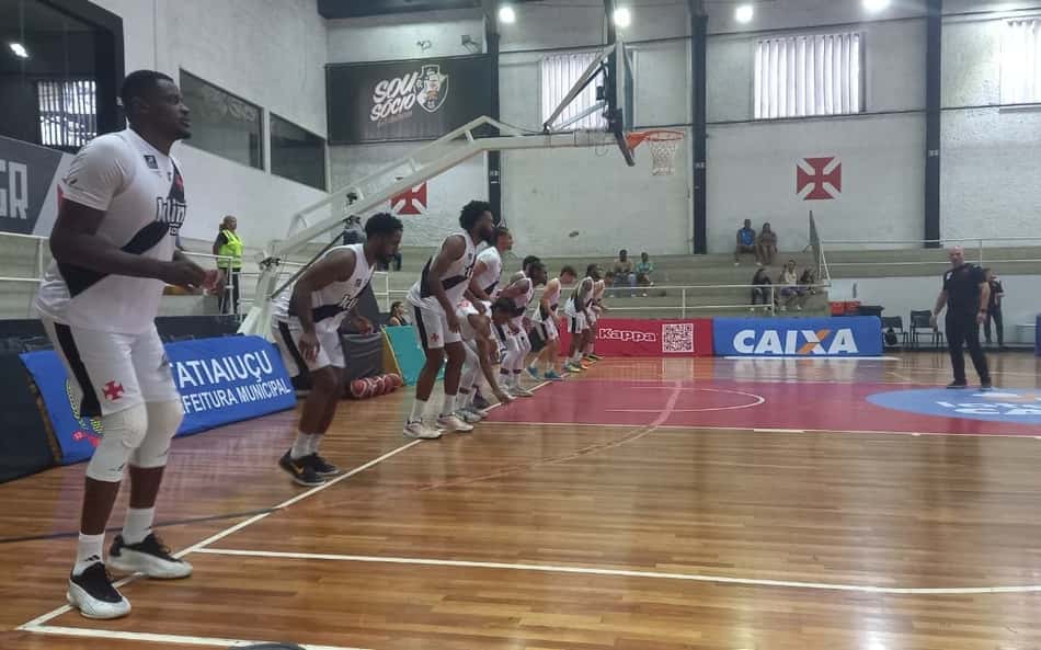 Vasco em quadra pelo NBB (Foto: Anna Ramos/Lance!)