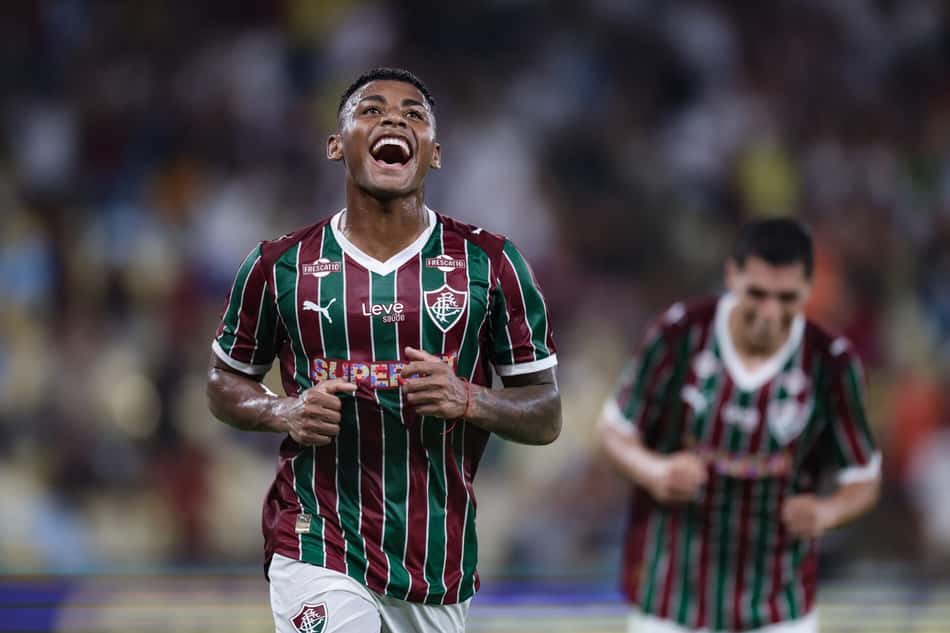 Hércules deixa a sua marca no confronto com o Corihthians pelo Brasileiro
