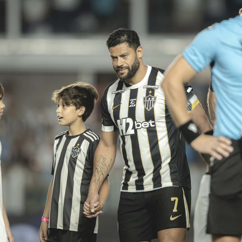 Hulk pelo Atlético contra o Santos (Foto: Pedro Souza / Atlético)