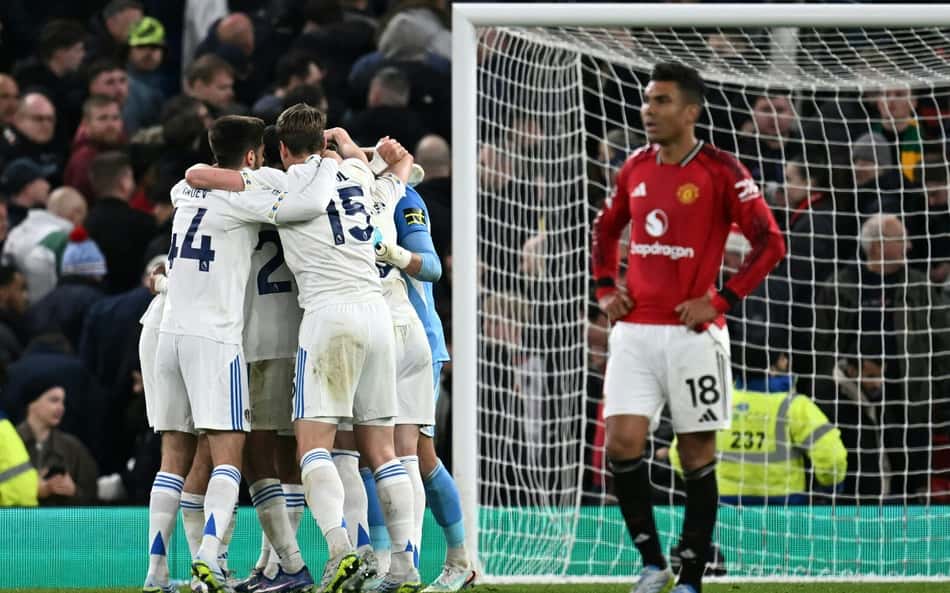 Leeds quebra tabu de 45 anos em Old Trafford e surpreende o Manchester United