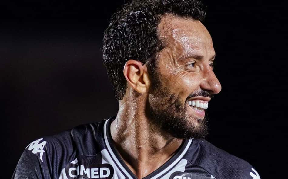 Aos 44 anos, Nenê desafia o tempo e vive fase decisiva pelo Botafogo-PB
