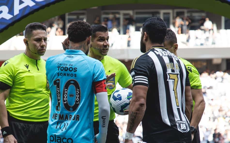 Resposta de Hulk sobre convocação de Neymar vira assunto na Espanha: 'Falta de apoio'
