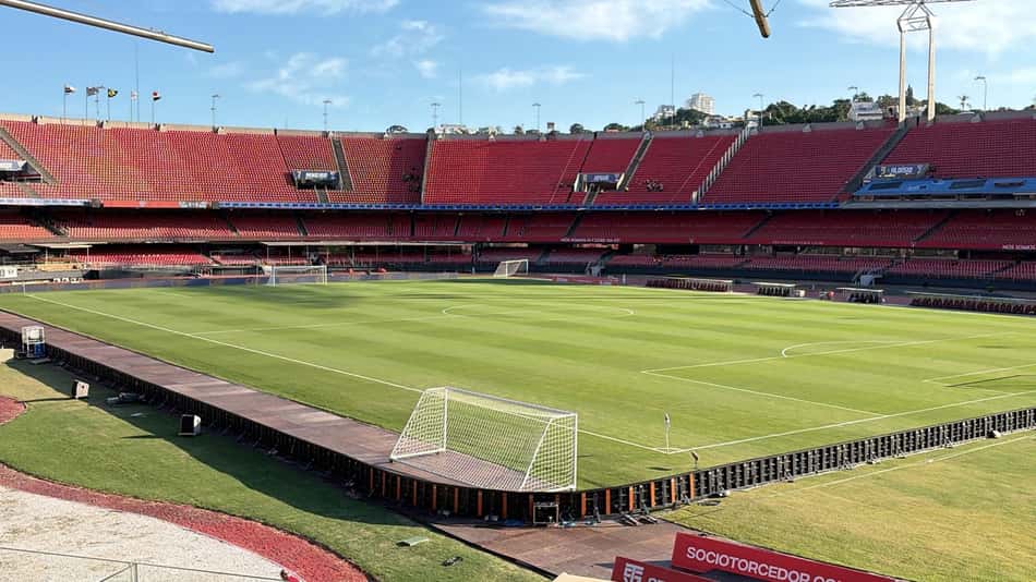 Vista do estádio do MorumBIS da tribuna de imprensa