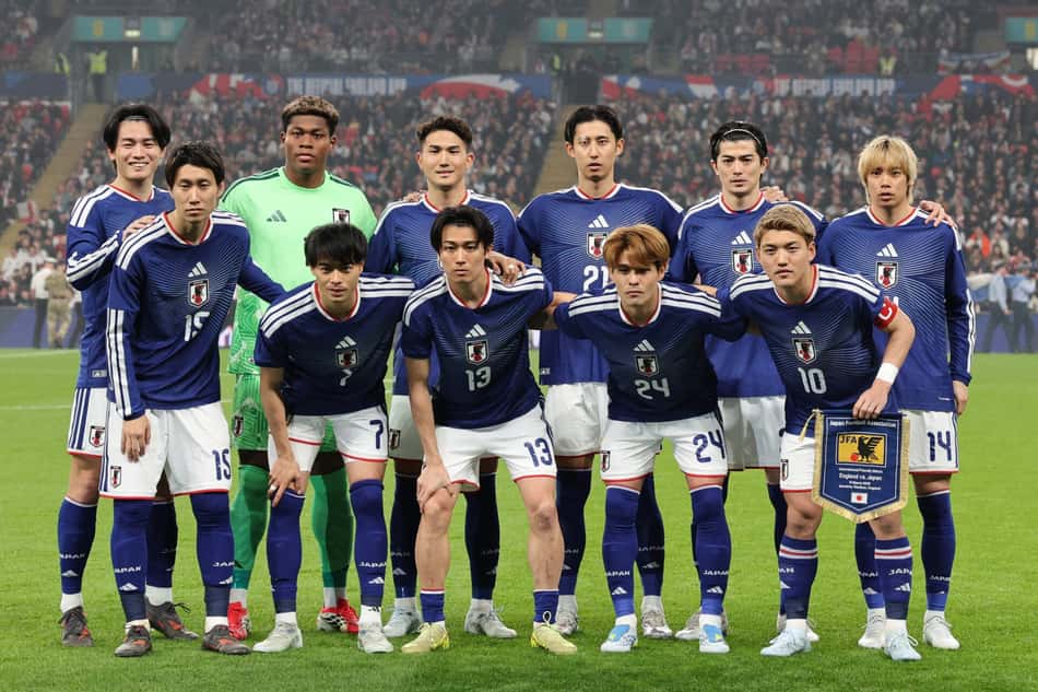 Seleção do Japão perfilada antes de amistoso contra a Inglaterra