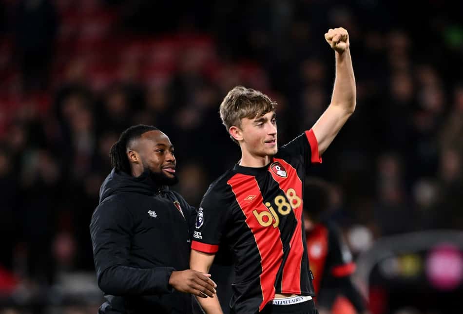 Semenyo e Huijsen nos tempos de Bournemouth (Foto: Reprodução/X)