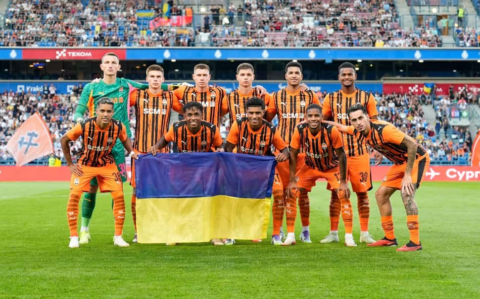 Shakhtar Donetsk alcança semifinal da Conference com 12 brasileiros no elenco; veja