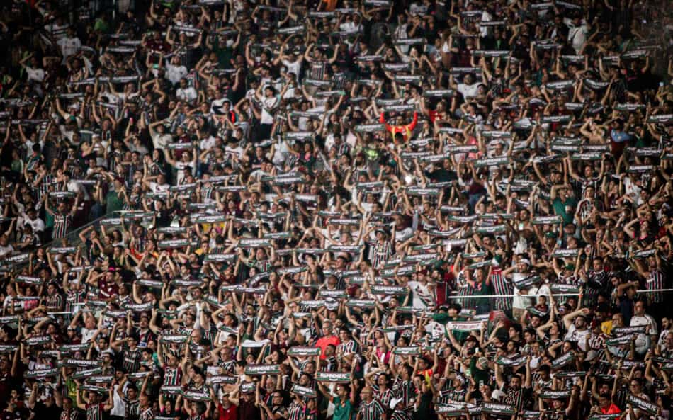 Torcedores do Fluminense se revoltam com adiamento de Fla-Flu: 'Covardia'