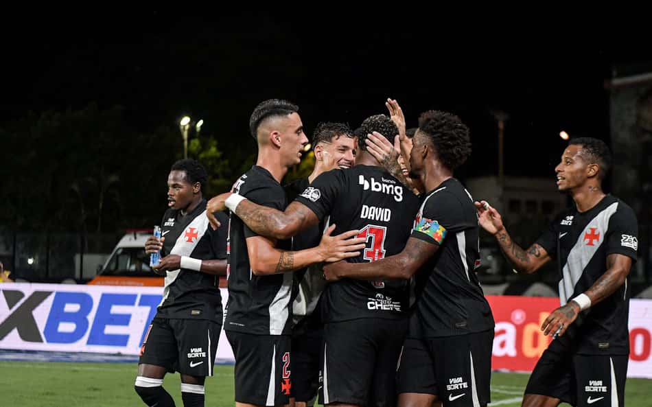Fala de jogador do Vasco após derrota para o Botafogo repercute: 'Se preserva'