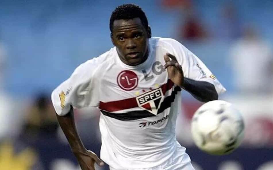 Fábio Simplício foi revelado pelo São Paulo e atuou pelo Tricolor entre 2000 e 20004