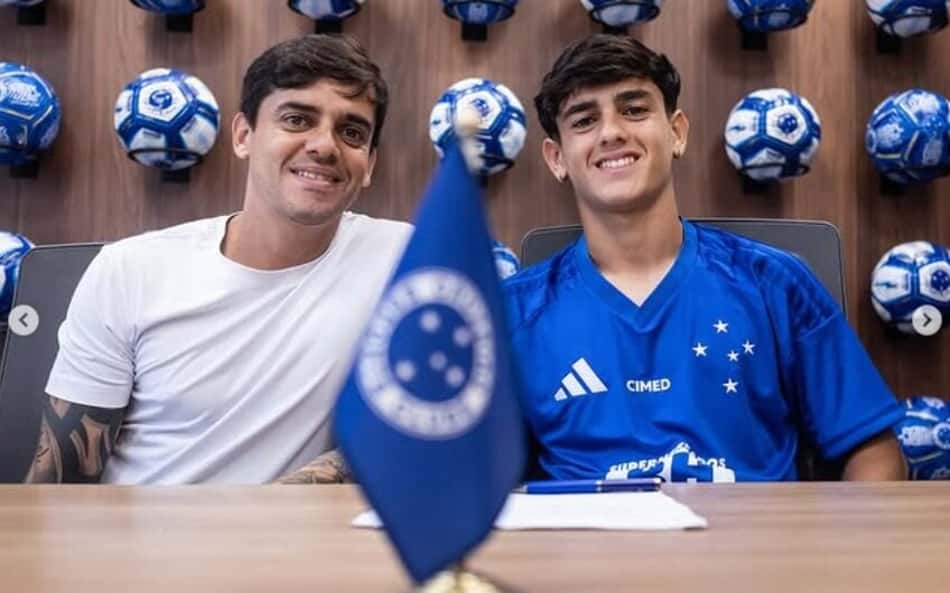 Cruzeiro: Henrique Lemos, filho de Fagner, assina primeiro contrato profissional