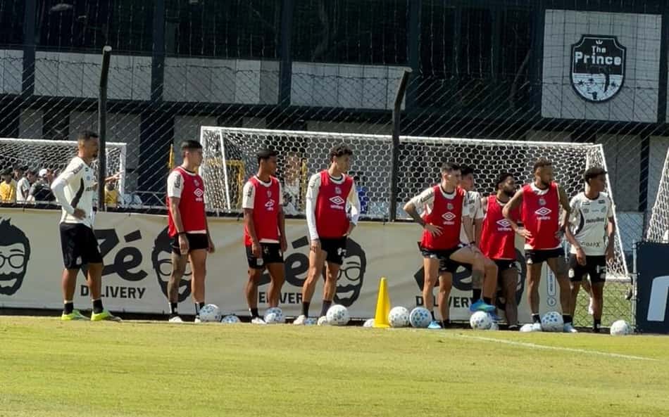 Neymar treina normalmente com elenco do Santos visando Fluminense; Rony é poupado