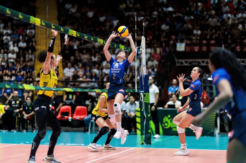 Nowicka levanta em Minas x Praia Clube pela semifinal da Copa Brasil de Vôlei Feminino 2026 (Foto: Rafael de Paula/Usina de Ideias/CBV)