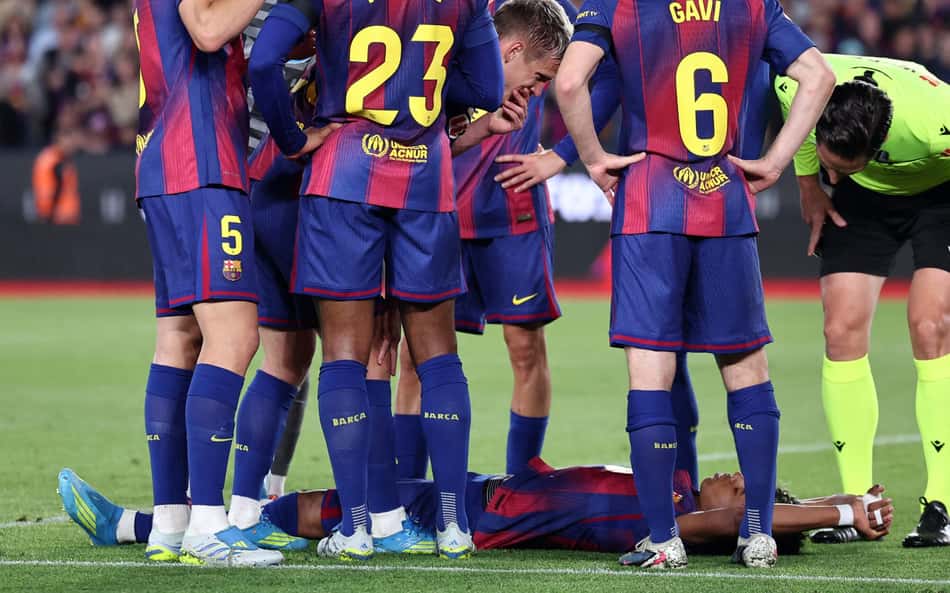 Lamine Yamal sentiu lesão em Barcelona x Celta de Vigo (Foto: Josep LAGO / AFP)