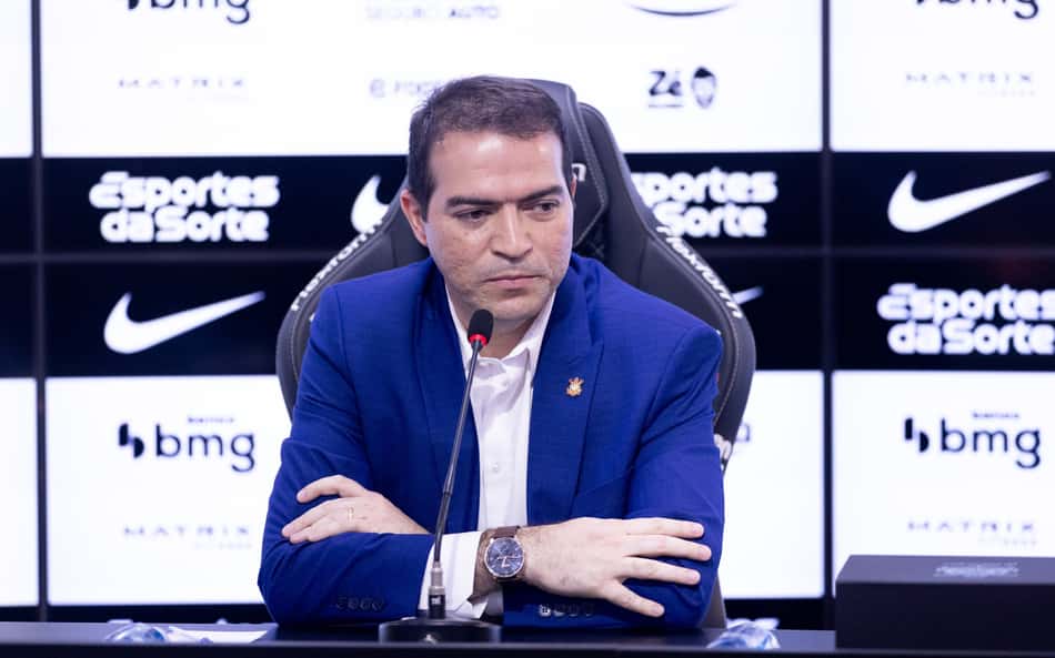 Marcelo Paz explica demissão de Dorival Jr.: 'Bateu no teto'; substituto será definido
