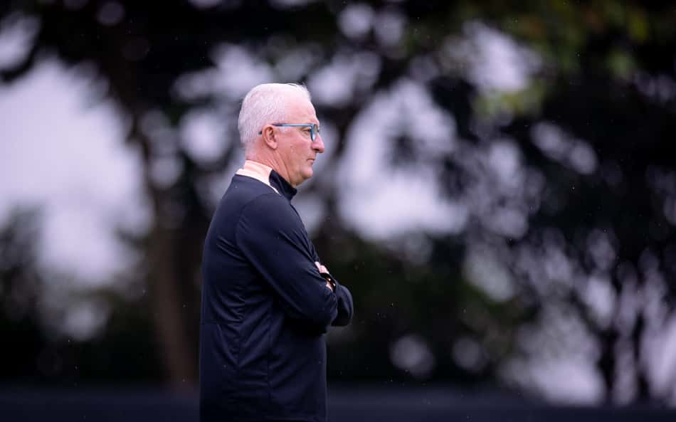 Demissão de Dorival Jr divide opiniões entre torcedores: 'Crise vai aumentar'
