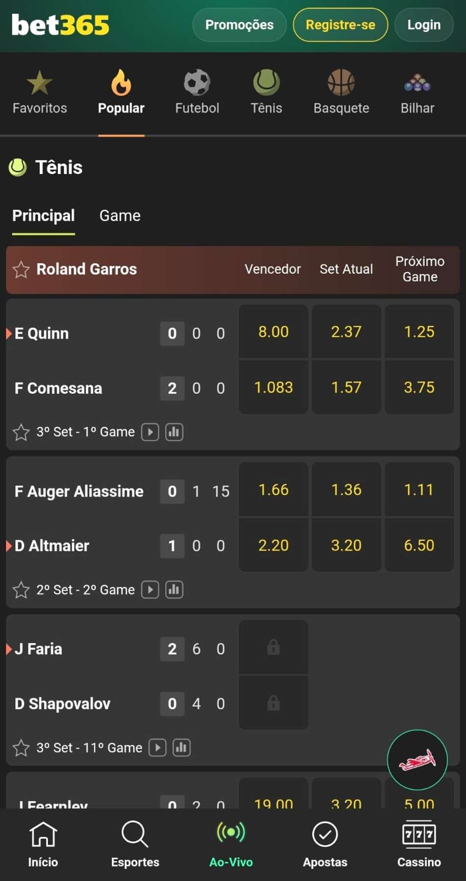 Captura de tela da seção de apostas ao vivo na bet365 com os mercados e jogos em andamento.