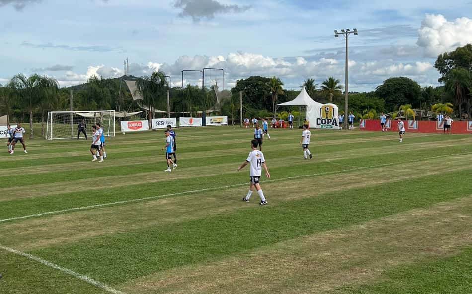 Medalhões em campo: Copa de Pelada reúne estrelas com transmissão ao vivo do Lance!TV