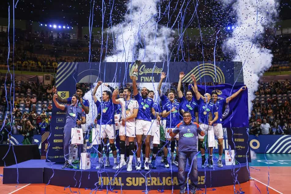 Sada Cruzeiro conquista o eneacampeonato da Superliga Masculina (Foto: Divulgação/CBV)