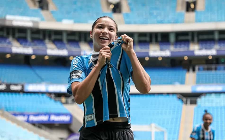 Giovaninha relembra passagem pelo Espanha e volta ao Brasil: 'O Grêmio me acolheu'