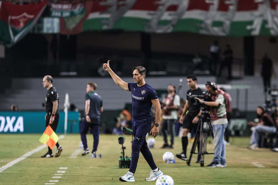 Luis Zubeldía em Coritiba x Fluminense (Foto: Lucas Merçon/Fluminense FC)