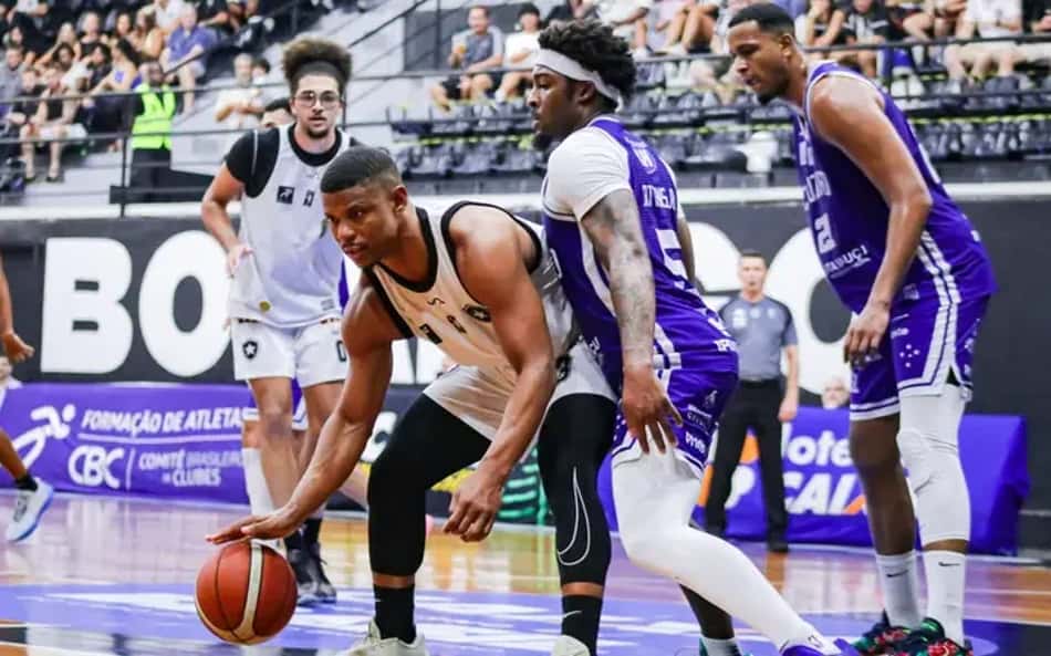 Botafogo leva susto, mas vence Cruzeiro e fica próximo dos playoffs no NBB