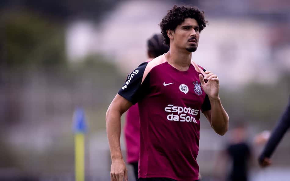 Após vencer o Peñarol, Corinthians volta aos treinos e mira o Brasileirão