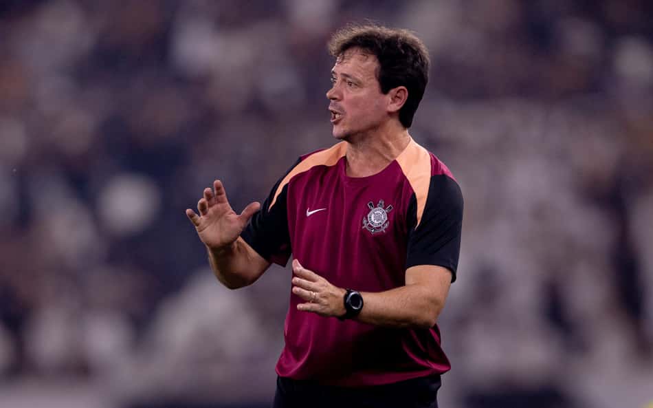 Corinthians chega ao último jogo antes da Copa com mudanças no ataque; veja alterações