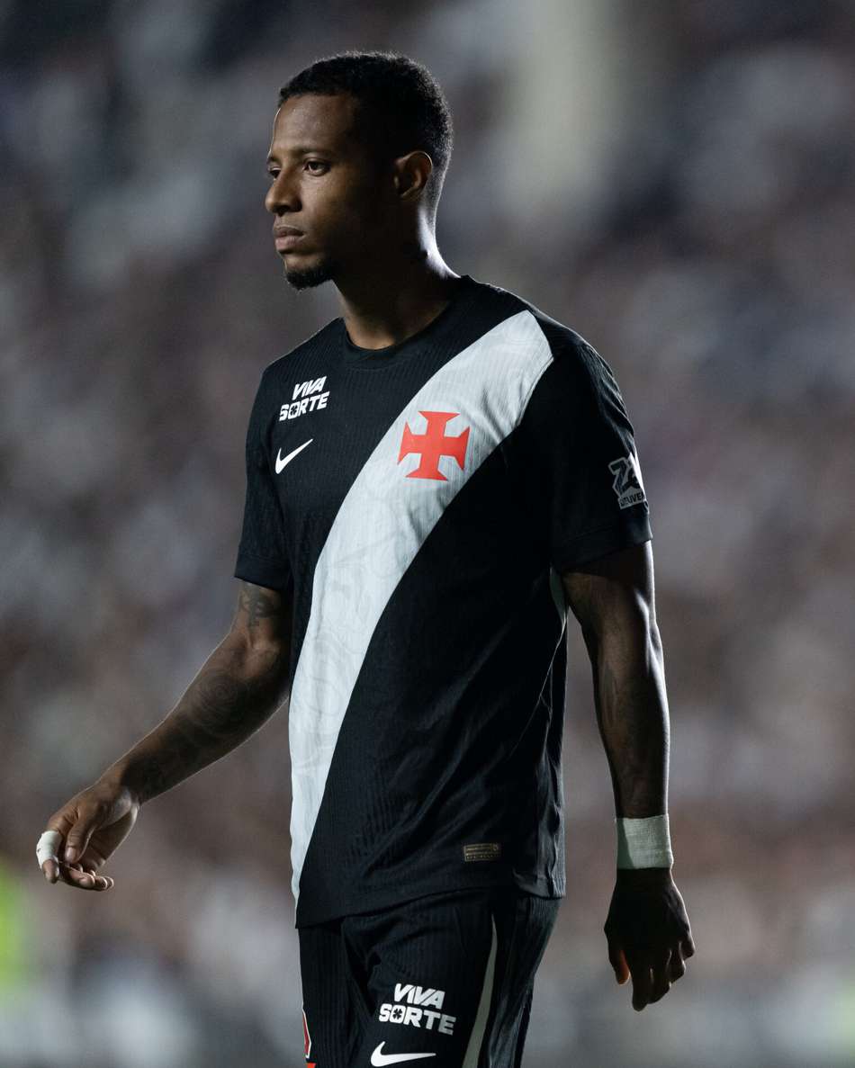 Tchê Tchê é recebe muitas críticas da web em goleada sofrida pelo Vasco (Foto: Jorge Rodrigues/AGIF/Folhapress)
