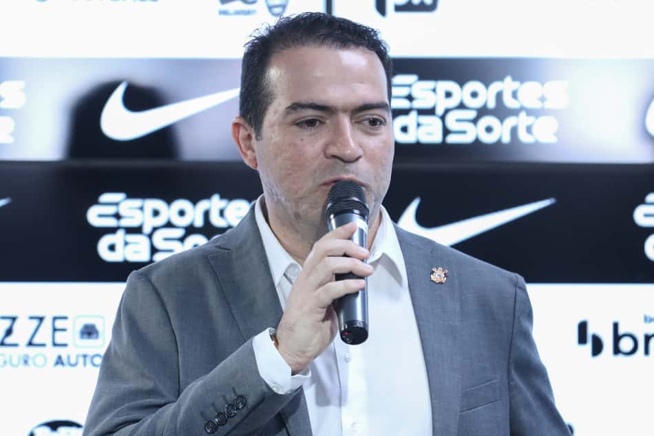 Marcelo Paz, executivo de futebol do Corinthians (Foto: Marina Uezima/Brazil Photo Press/Folhapress)