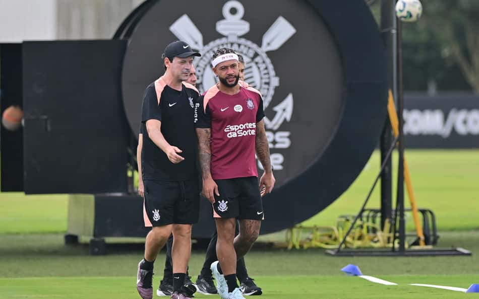 Diniz revela expectativa por volta de Memphis e quer permanência no Corinthians