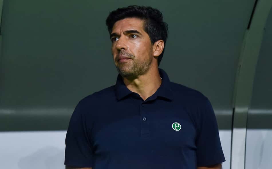 Abel rebate críticas após goleada: 'Deve ser muito chato hoje não torcer pelo Palmeiras'