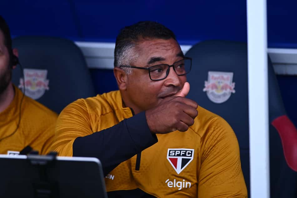 Roger Machado em São Paulo x Bahia (Foto: Renato Gizzi/E.Fotografia/Folha Press)