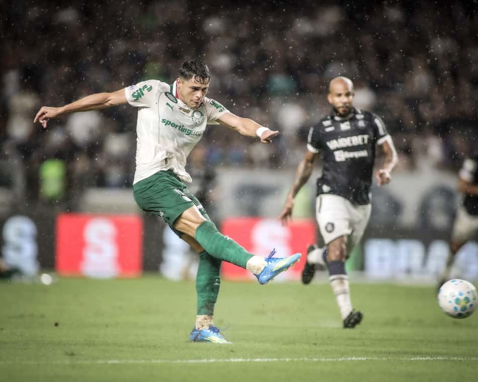 chute a gol do palmeiras