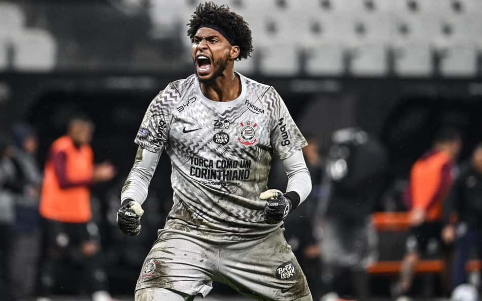 O que o Corinthians alega sobre o polêmico uniforme cinza de Hugo Souza