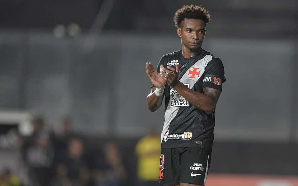 Renato Gaúcho mantém tradição e volantes do Vasco se destacam pelos gols