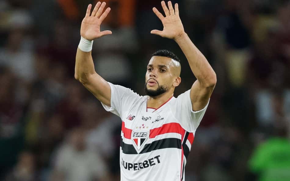 São Paulo vive crise na defesa, e jogadores lamentam saída de Dória