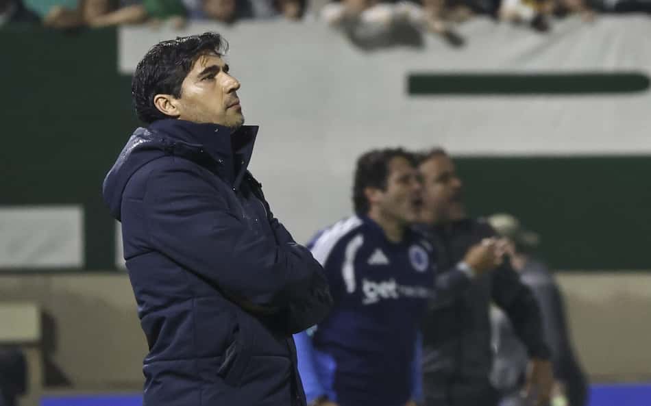 Escalação: Abel aguarda convocações e irá alternar equipe antes da Copa