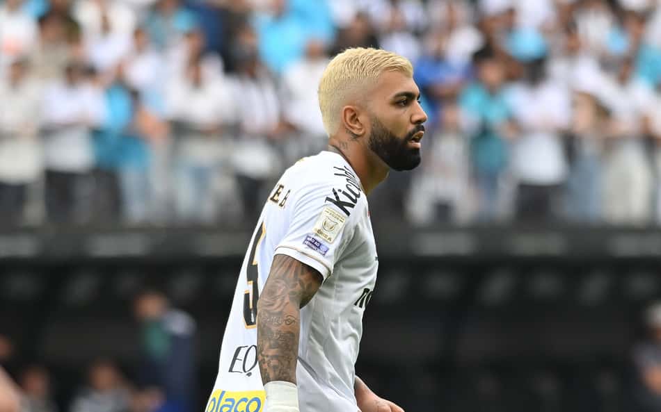 Gabigol desabafa após Santos sofrer empate: 'Joguei bem, mas não adiantou p**** nenhuma'