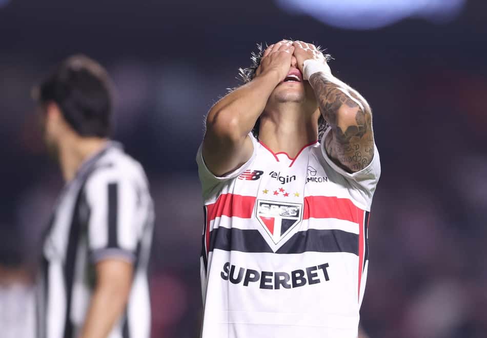São Paulo enfrenta Botafogo no Morumbis