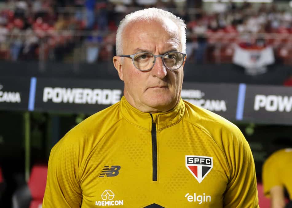 Dorival Jr no comando do São Paulo (Foto: Theo Daolio/Ekobanpress/Folhapress).