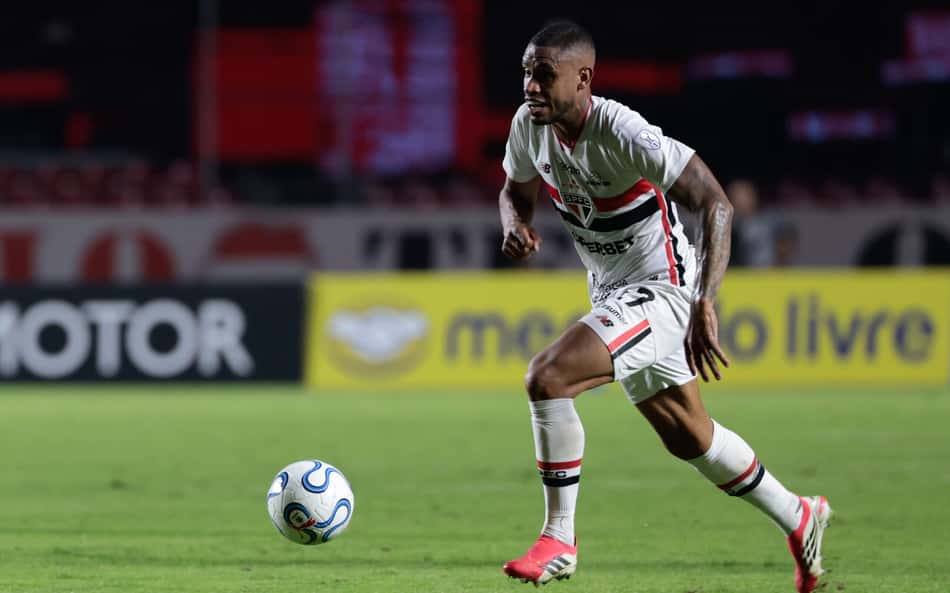 André Silva fala sobre recuperação e destaca versatilidade no ataque do São Paulo