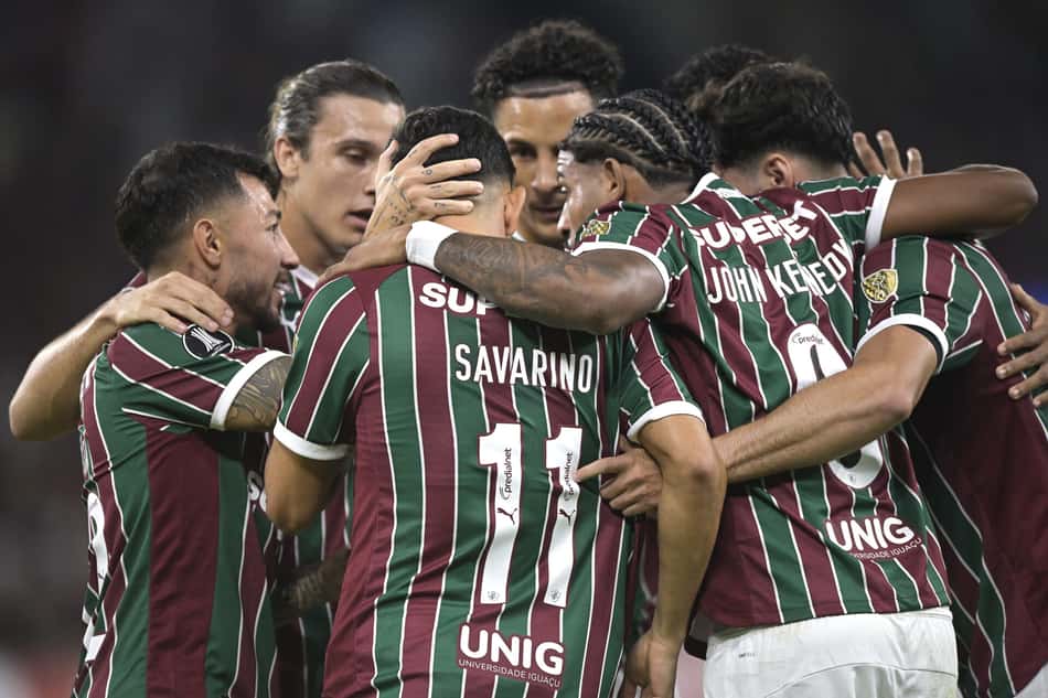 Jogadores do Fluminense comemoram gol contra o La Guaira (Foto: Alexandre Loureiro/AGIF/Folhapress)