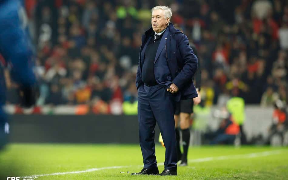 Nome de confiança de Ancelotti volta aos treinos e anima torcedores: 'Salvar uma nação'