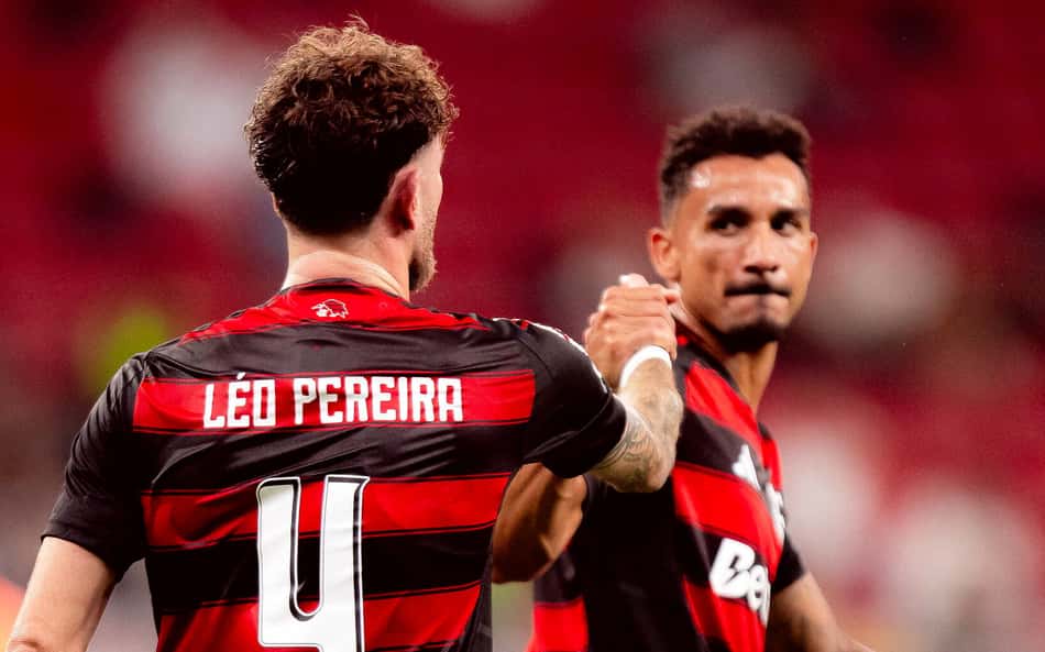 Léo Pereira e Danilo fizeram os gols do Flamengo (Foto: Adriano Fontes/Flamengo)