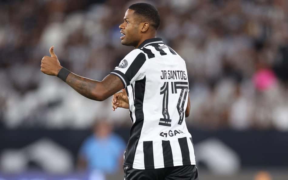 Júnior Santos desfalca o Botafogo contra o Atlético-MG por cláusula contratual