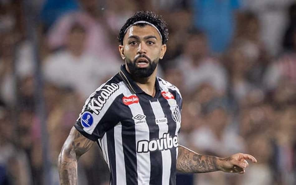 Gabigol se explica após não permanecer no banco do Santos ao ser substituído
