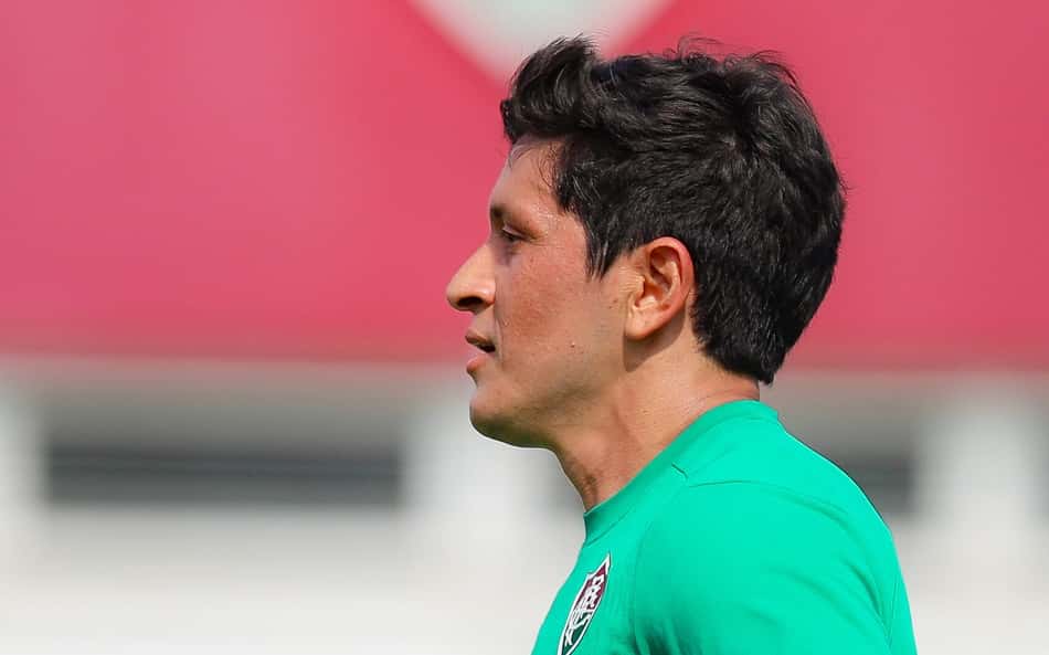 Cano ganha força e pode voltar a jogar em Fluminense x São Paulo