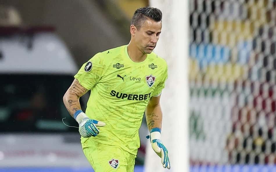 Fábio critica Fluminense e vê mais erros da defesa do que mérito dos adversários
