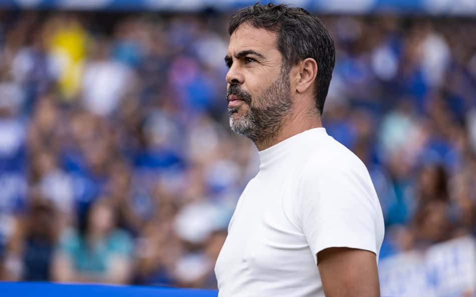 Com Artur Jorge, Cruzeiro lidera estatísticas no Brasileirão