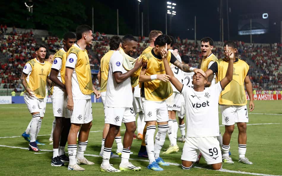Botafogo vence o Caracas e confirma melhor campanha na Copa Sul-Americana; dê suas notas